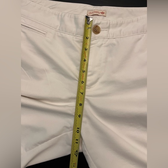 Classic Dockers with 10” inseam - Size 14 - Picture 6 of 8